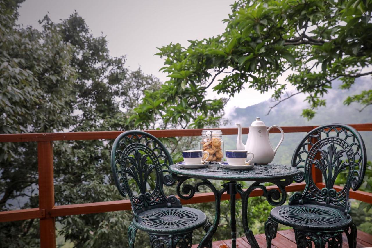 Blue Book At Gethia, Nainital Hotel ภายนอก รูปภาพ