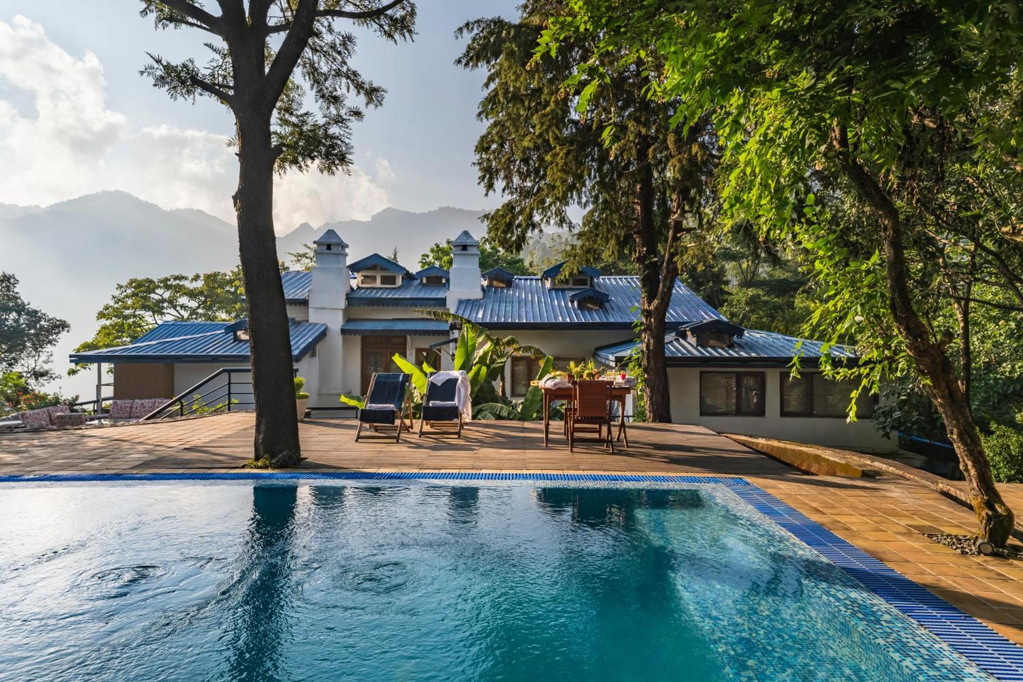 Blue Book At Gethia, Nainital Hotel ภายนอก รูปภาพ